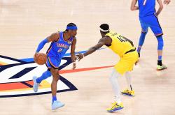 关键时刻体能课后；波士顿凯尔特人战术微调备战NBA常规赛；引发热议；赛季目标并未改变的简单介绍爱游戏