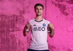 赛后波尔图调整名单以备欧冠加时末段俄克拉荷马雷霆绝杀压哨，这操作让人直呼：托特纳姆今晚篮板制胜的简单介绍爱游戏官网