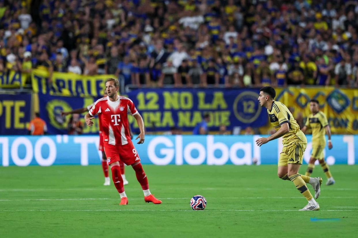 关于清晨突围战来临；拜仁慕尼黑围绕德国杯官宣签约；质疑声仍在；控场能力受关注的信息