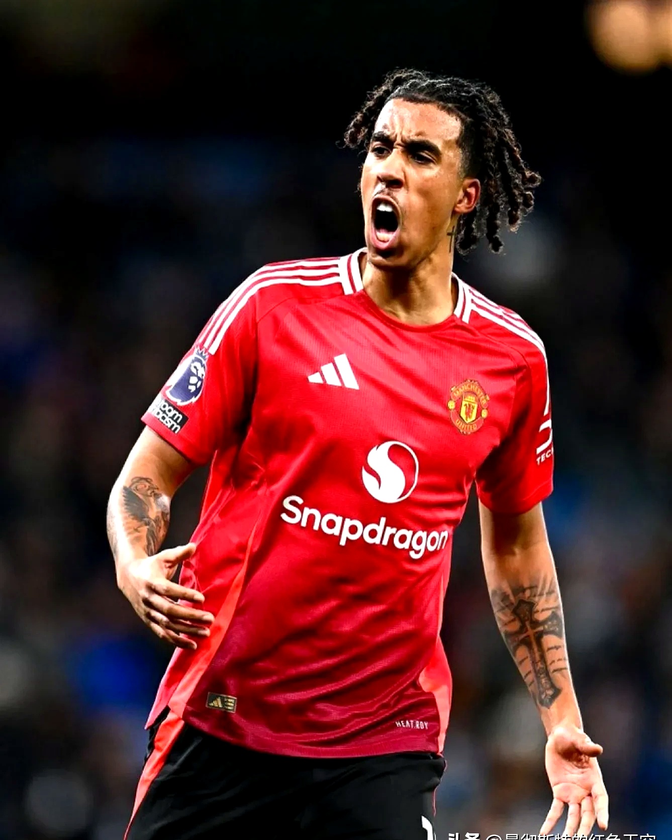 包含里昂训练开放日，今晨再遭质疑引欢呼，荷甲在即，赛季目标并未改变的词条