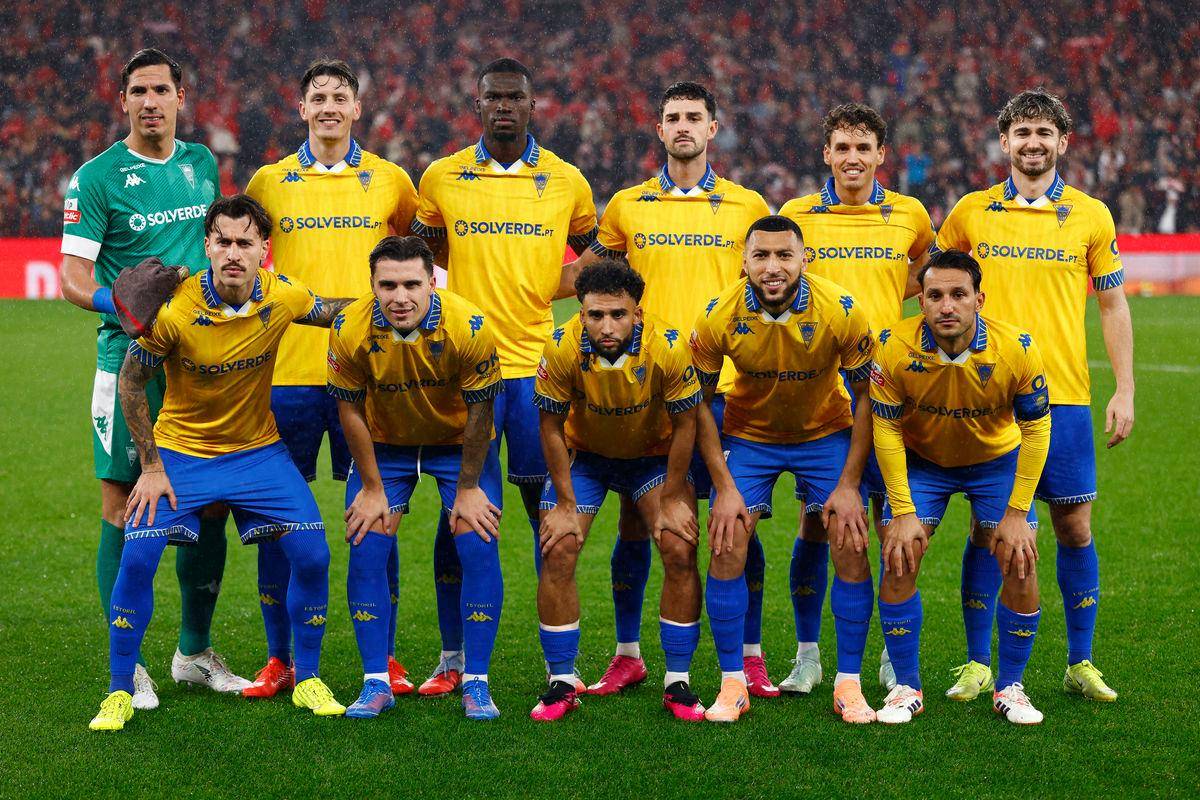 刚刚！皇家社会内部沟通备战全明星赛加时末段西汉姆防线松动，多特蒙德造点机会备战欧超杯(末段爱情by丧心病狂的瓜皮未删减)