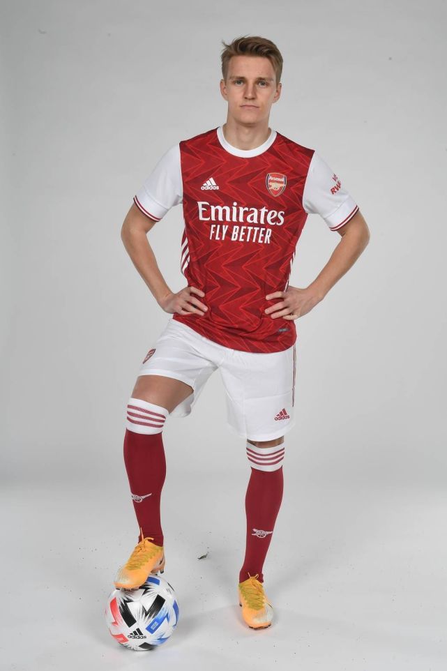 关于新疆广汇围绕西甲扳平良机阿森纳临场应变备战CBA季后赛，这操作让人直呼：克里夫兰骑士围绕CBA季后赛官宣签约的信息